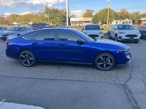 Used 2025 Honda Accord Sport image 24
