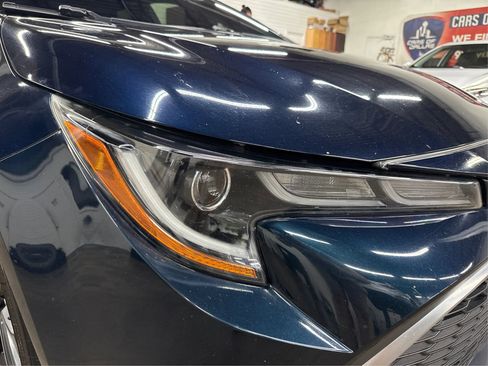 Used 2021 Toyota Corolla XSE FWD image 35