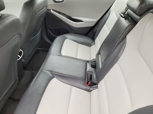 Used 2020 Hyundai Ioniq Limited image 16
