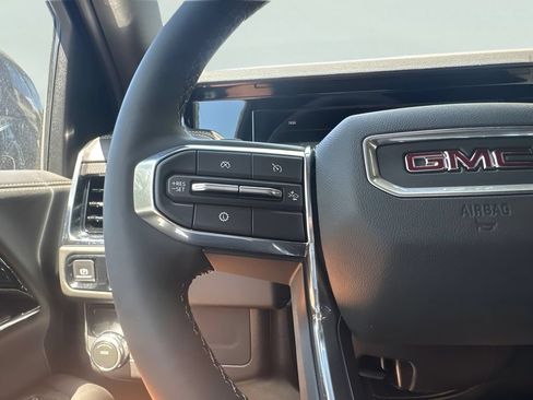 New 2026 GMC Yukon Elevation w/ LPO, Floor Liner Package RWD image 13
