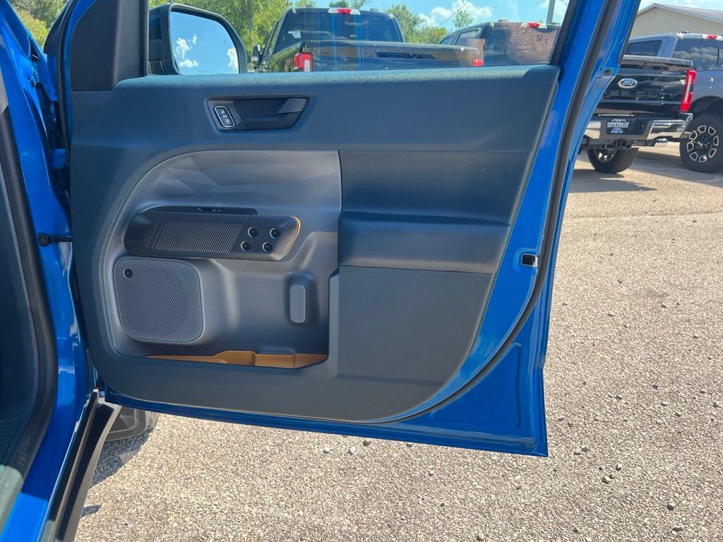 Used 2025 Ford Maverick Tremor AWD/4WD image 20