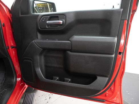Used 2023 Chevrolet Silverado 1500 Custom AWD/4WD image 10