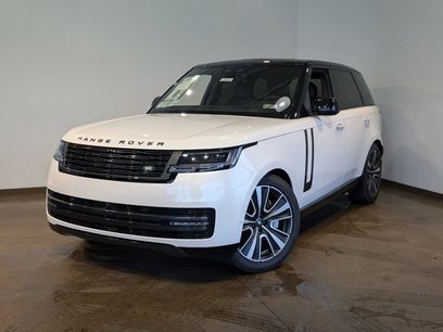 New 2025 Land Rover Range Rover SE