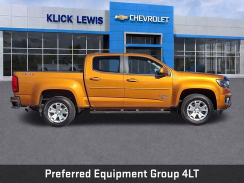 Used 2017 Chevrolet Colorado LT w/ LT Convenience Package image 9