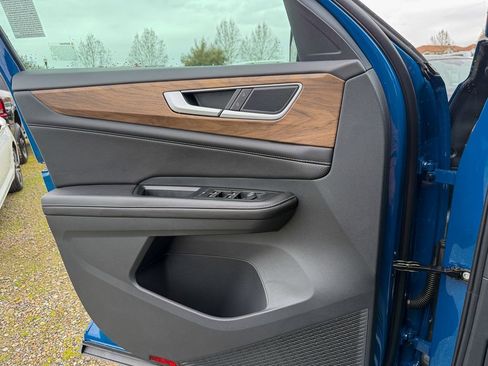 New 2026 Volkswagen Atlas SE image 13