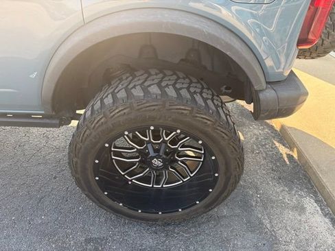 Used 2022 Ford Bronco Black Diamond AWD/4WD image 4