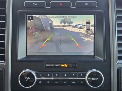 Used 2019 Ford Expedition XLT w/ Equipment Group 202A image 16