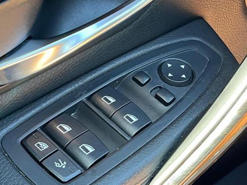 Used 2014 BMW 328i Gran Turismo xDrive image 22