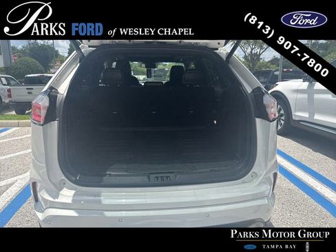 Used 2020 Ford Edge Titanium w/ Equipment Group 301A FWD image 7