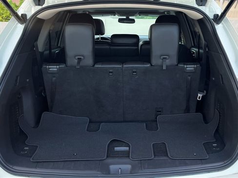 Used 2017 Nissan Pathfinder Platinum image 6