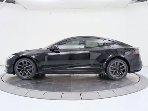 Used 2021 Tesla Model S Plaid image 2
