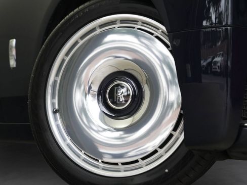 New 2026 Rolls-Royce Phantom Sedan RWD image 5