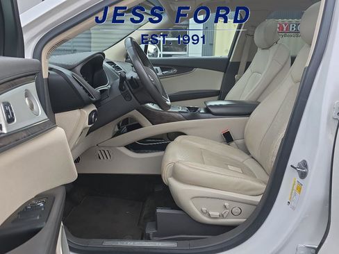 Used 2016 Lincoln MKX Reserve w/ Luxury Package image 13