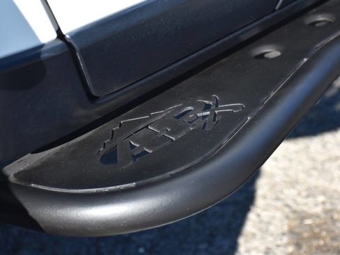 Used 2010 Toyota FJ Cruiser 4WD image 13