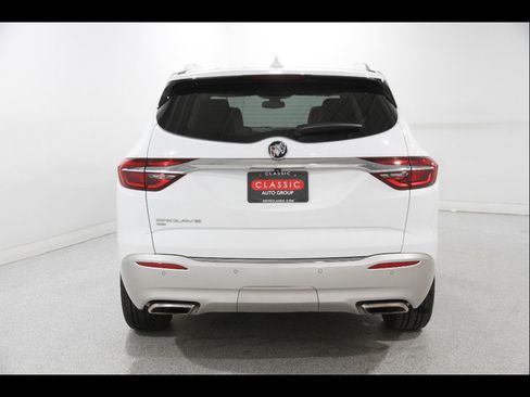 Used 2020 Buick Enclave Premium w/ Sun and Sites Package AWD/4WD image 22