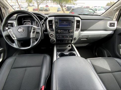 Used 2018 Nissan Titan PRO-4X w/ Pro-4x Utility Package image 15