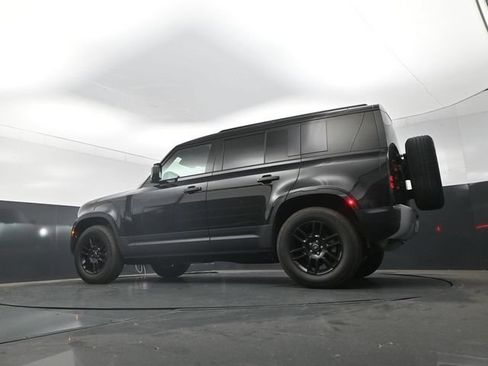 Used 2025 Land Rover Defender 110 S AWD/4WD image 24