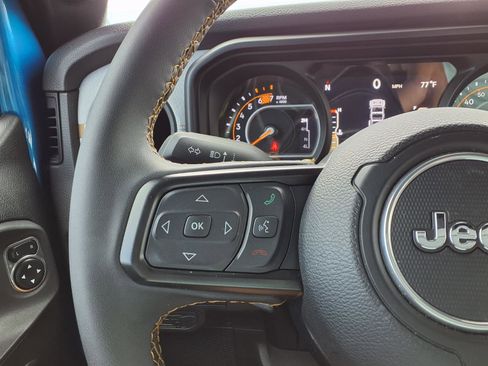 Used 2024 Jeep Wrangler Unlimited Sport AWD/4WD image 30