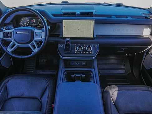 Used 2024 Land Rover Defender 130 X-Dynamic SE image 24