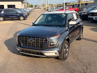 Used 2023 Hyundai Venue Limited