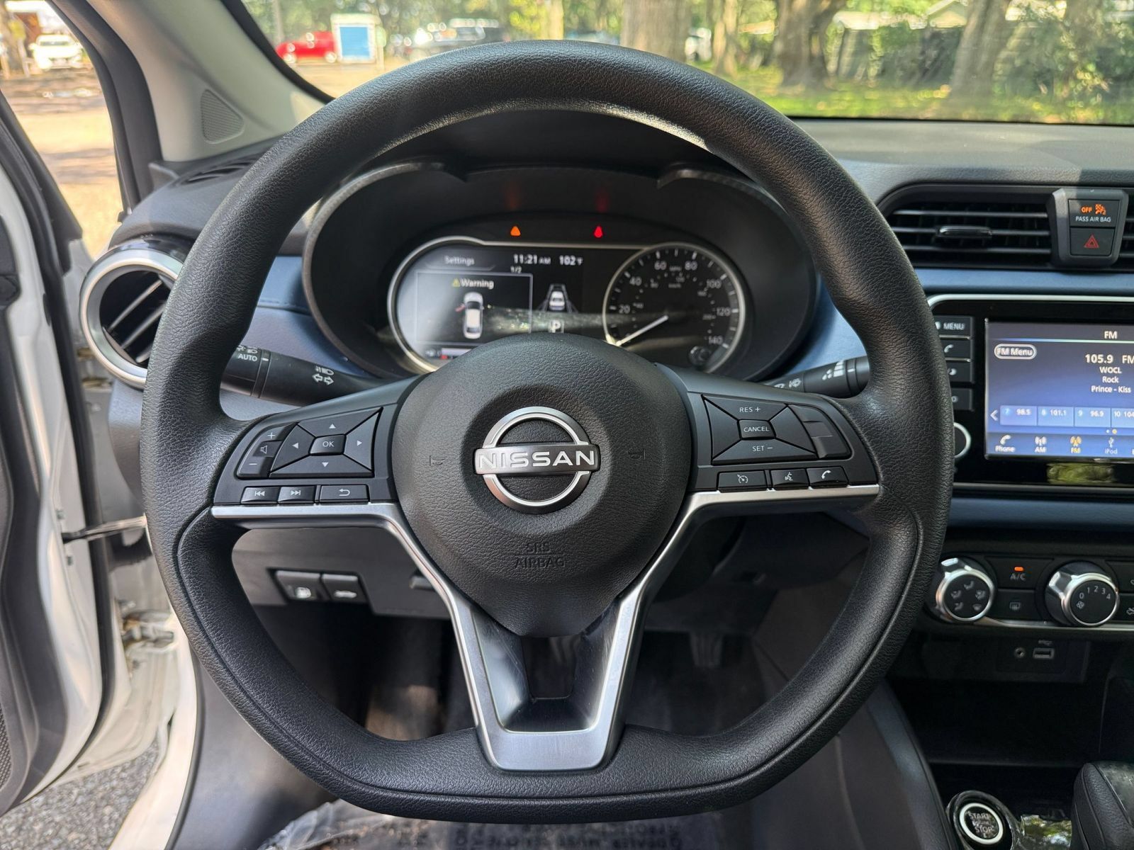 Used 2025 Nissan Versa SV FWD image 25