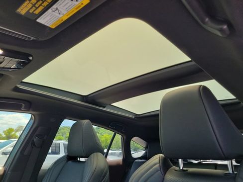 Used 2021 Toyota Venza Limited w/ Advanced Technology Package AWD/4WD image 18