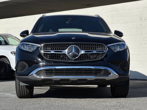 Certified 2025 Mercedes-Benz GLC 300 image 9
