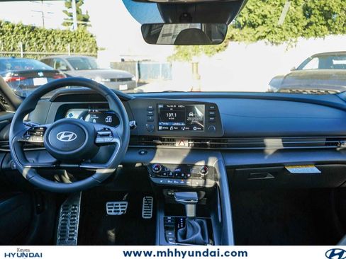 New 2026 Hyundai Elantra SEL Sport FWD image 15