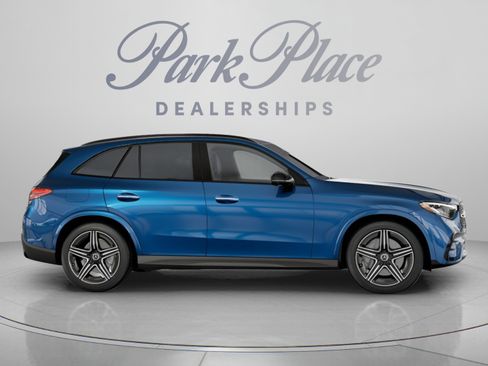 Certified 2026 Mercedes-Benz GLC 300 image 28
