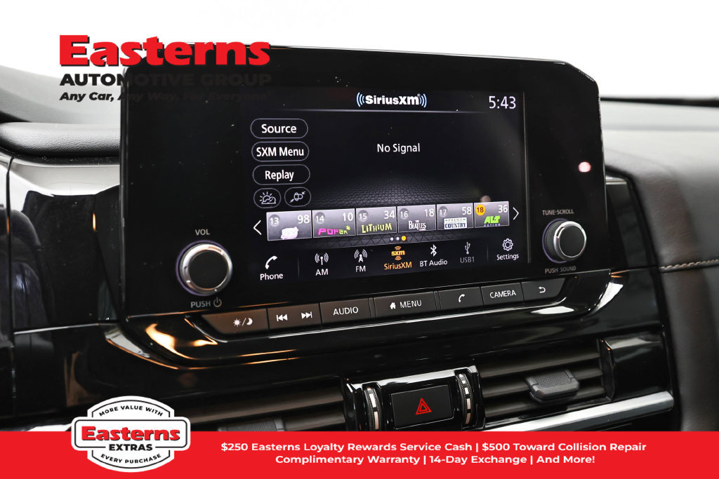 Used 2024 Nissan Pathfinder SV AWD/4WD image 20