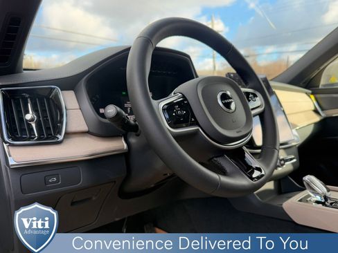 New 2026 Volvo XC90 B6 Plus w/ Protection Package Premier image 12