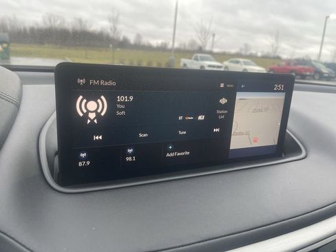 Used 2023 Acura MDX FWD w/ Technology Package image 24