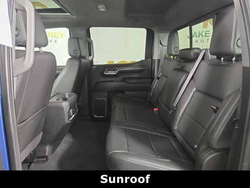 Used 2024 GMC Sierra 1500 Elevation w/ Elevation Premium Package image 11