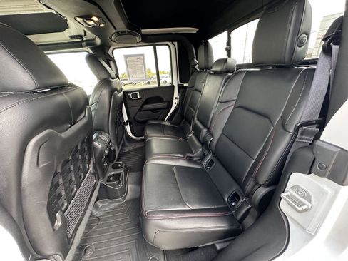 Used 2020 Jeep Gladiator Rubicon AWD/4WD image 21