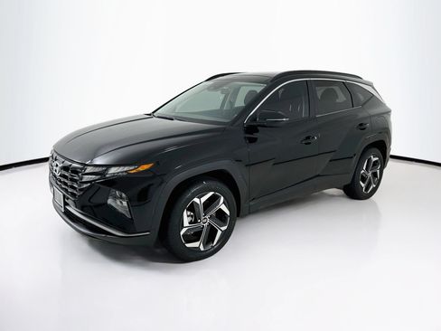 Used 2022 Hyundai Tucson SEL w/ Cargo Package AWD/4WD image 3