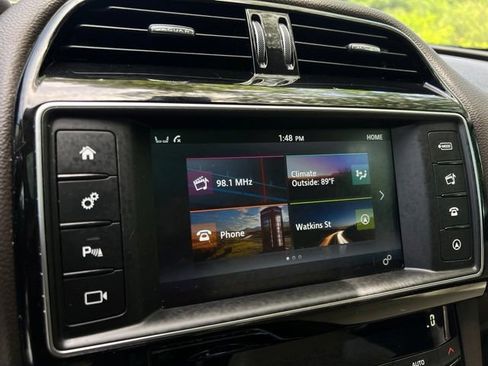 Used 2018 Jaguar F-PACE Prestige AWD/4WD image 40