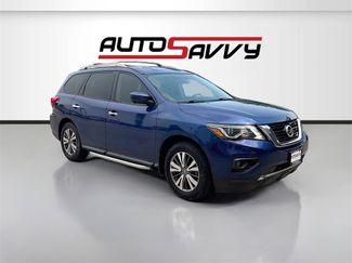 Used 2020 Nissan Pathfinder SL image 1