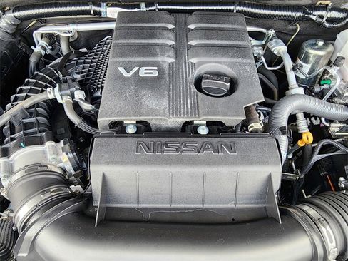 Used 2023 Nissan Frontier PRO-4X w/ Pro-4X Premium Package image 25