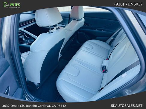 Used 2024 Hyundai Elantra Limited FWD image 28