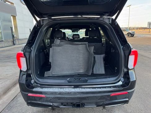 Certified 2025 Ford Explorer ST-Line w/ Premium Package image 38