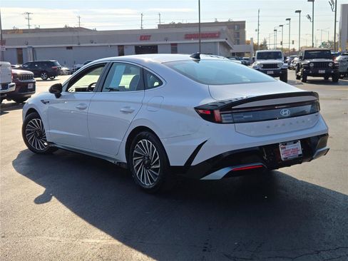 Used 2024 Hyundai Sonata SEL image 16