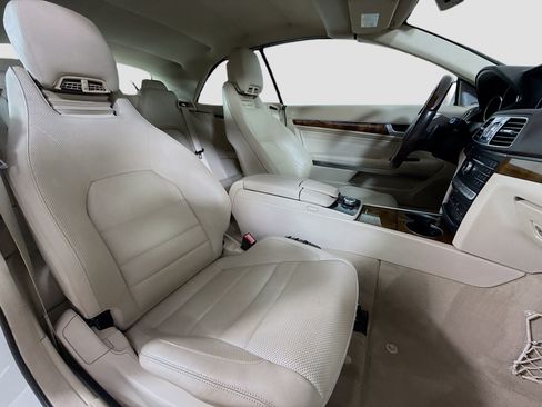 Used 2016 Mercedes-Benz E 400 E 400 image 27