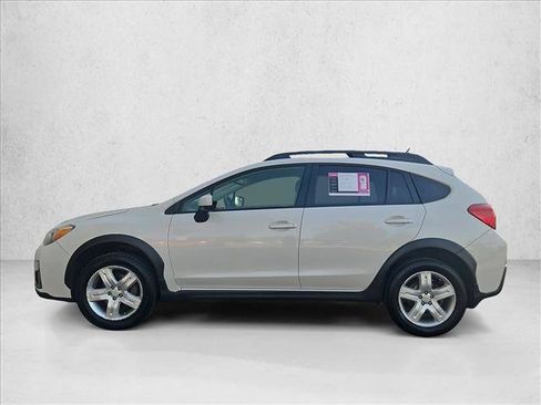 Used 2016 Subaru Crosstrek 2.0i Premium AWD/4WD image 9