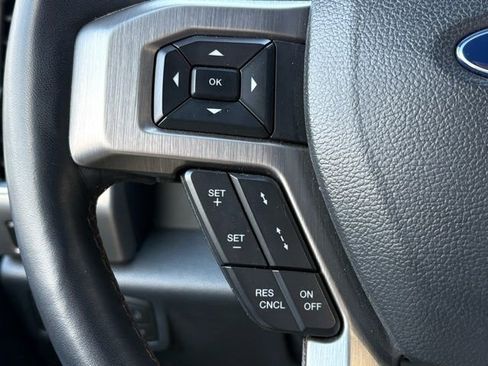 Used 2022 Ford F250 Platinum w/ FX4 Off-Road Package image 21