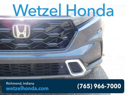 Used 2025 Honda CR-V Sport Touring image 9