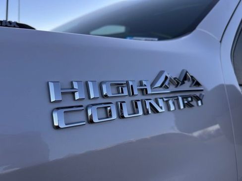 Used 2024 Chevrolet Silverado 3500 High Country w/ High Country Premium Package image 10