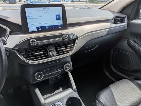 Used 2020 Ford Escape SEL FWD image 22