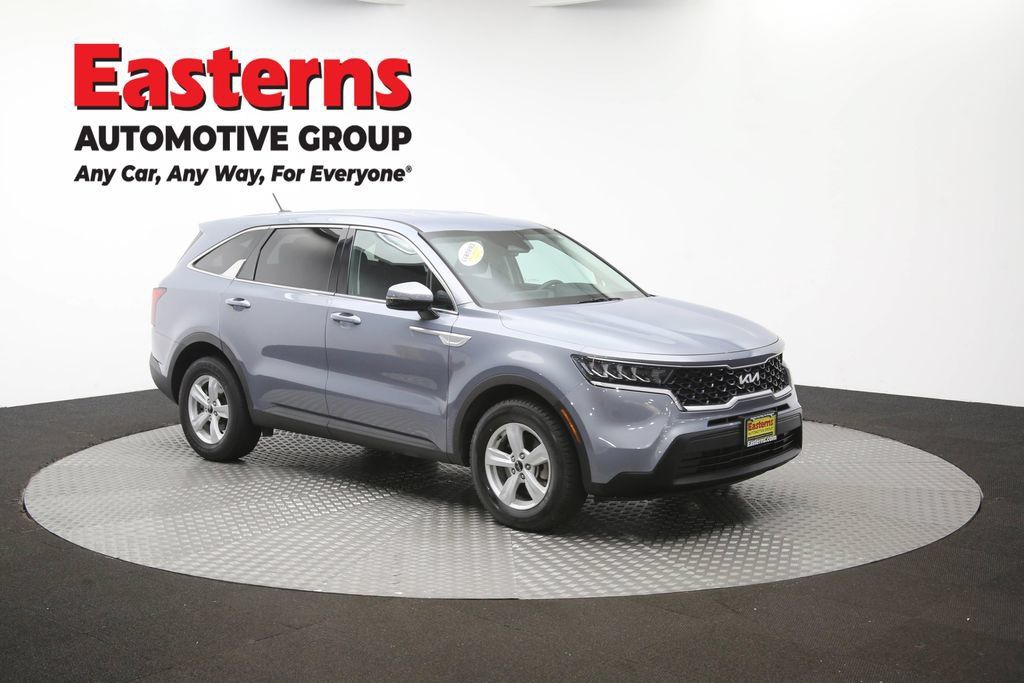 Used 2022 Kia Sorento LX FWD image 46