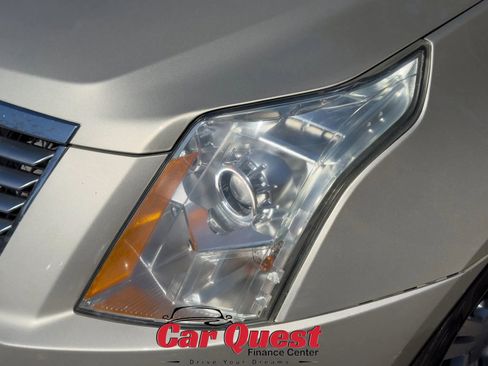 Used 2016 Cadillac SRX Luxury w/ Driver Awareness Package image 12