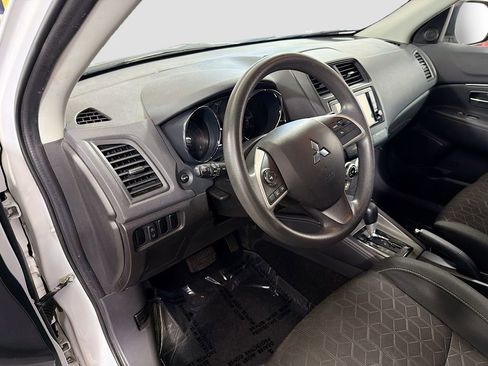 Used 2023 Mitsubishi Outlander Sport AWD image 12